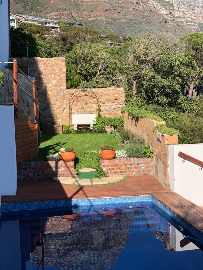 Camps Bay Blue Self-Catering Studios Cape Town Exterior photo