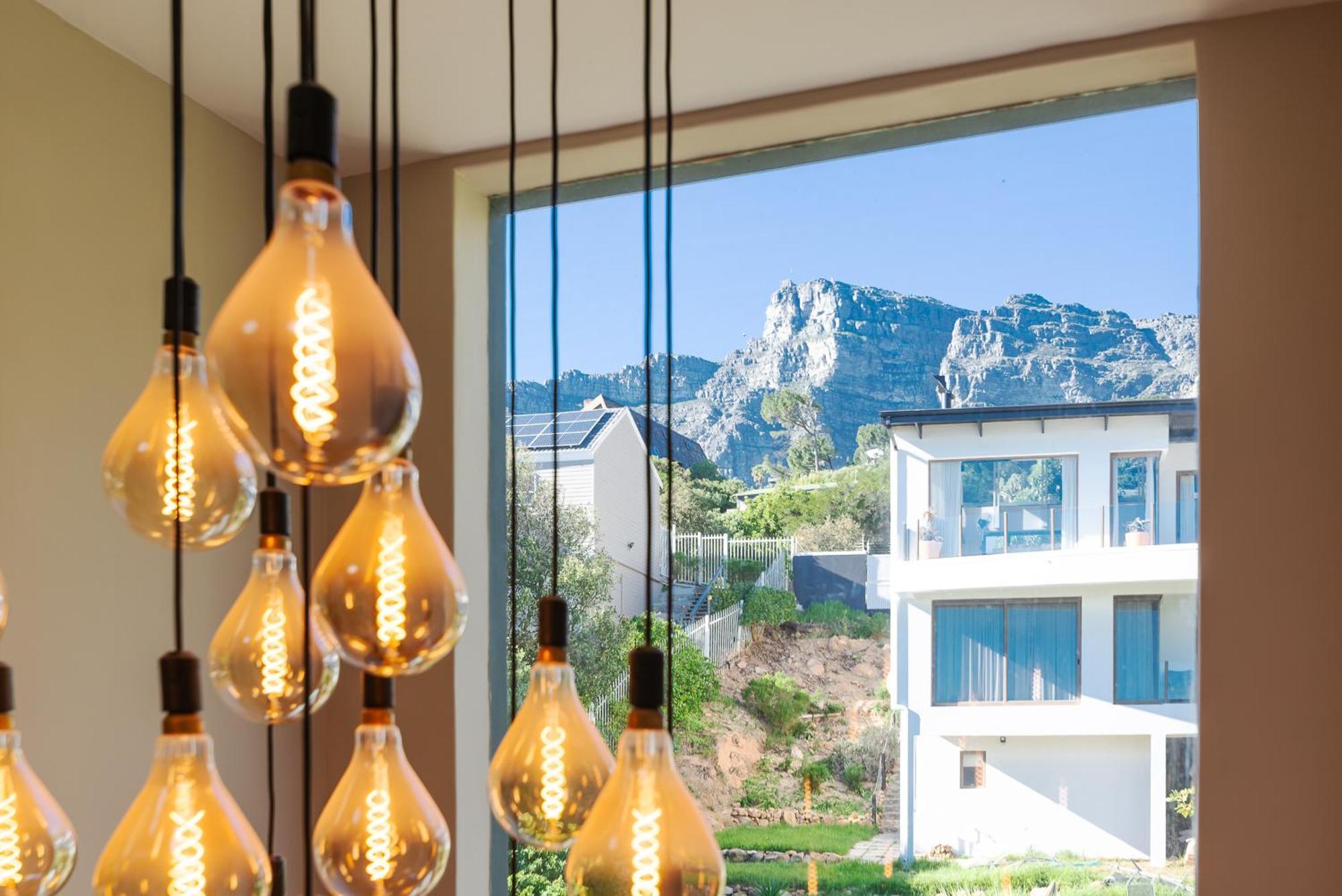 Camps Bay Blue Self-Catering Studios Cape Town Exterior photo